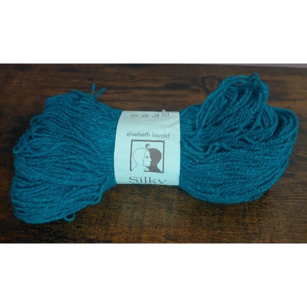 Elizabeth Lavold Silky Wool DK Weight Yarn Emerald Green 1 Hank